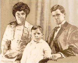 Dr. William E. & Bessie Hicks Burt about 1913 in Talledega. With them is their only child, Henry McKenzie Burt.